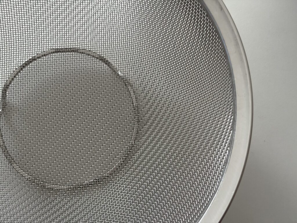 ラバーゼ丸ざるの綾織部分のアップ写真